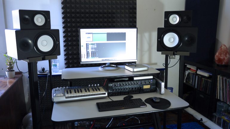 Top 7 Affordable Home Studio Essentials for Newbies 2024